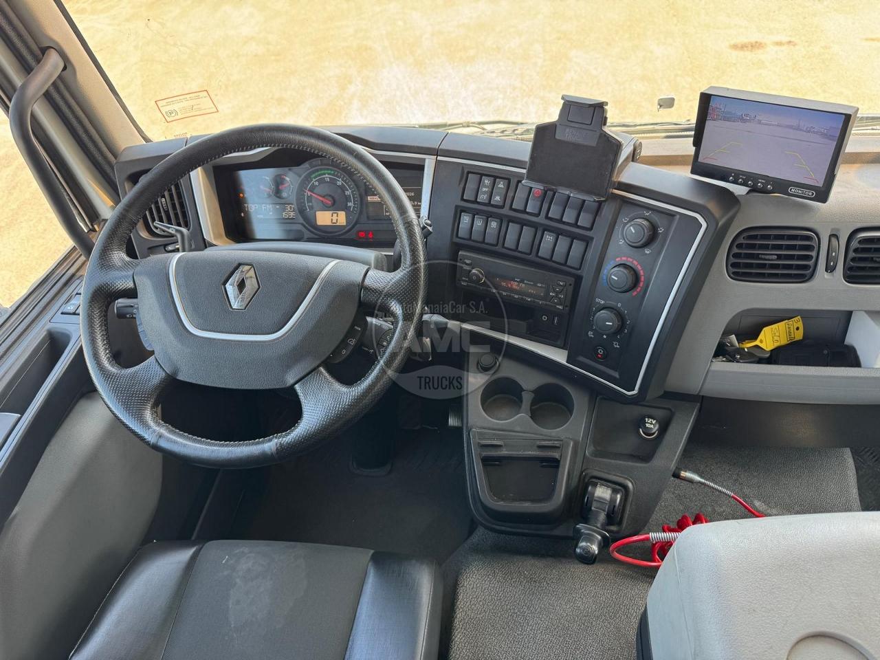 RENAULT D16 250 4X2 2021 264.000KM CAIXA FECHADA 8.90 X 2.47 X 2.75