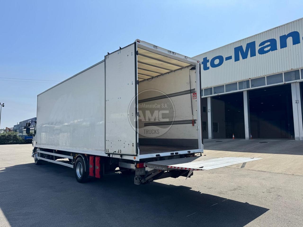 RENAULT D16 250 4X2 2021 264.000KM CAIXA FECHADA 8.90 X 2.47 X 2.75